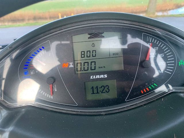 Claas Axion 810 CIS+