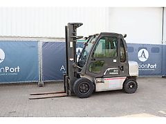 Nissan 30