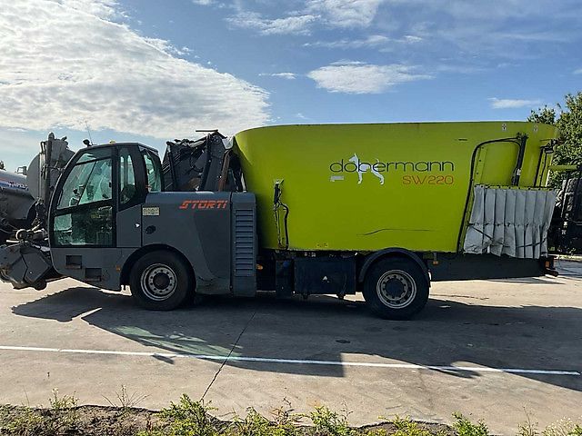Storti Dobermann SW220