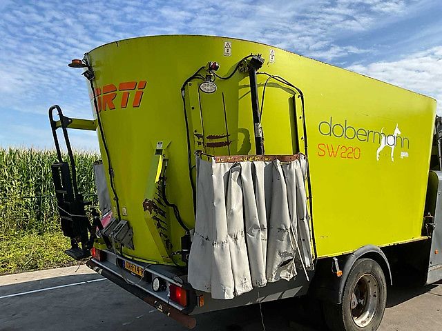Storti Dobermann SW220