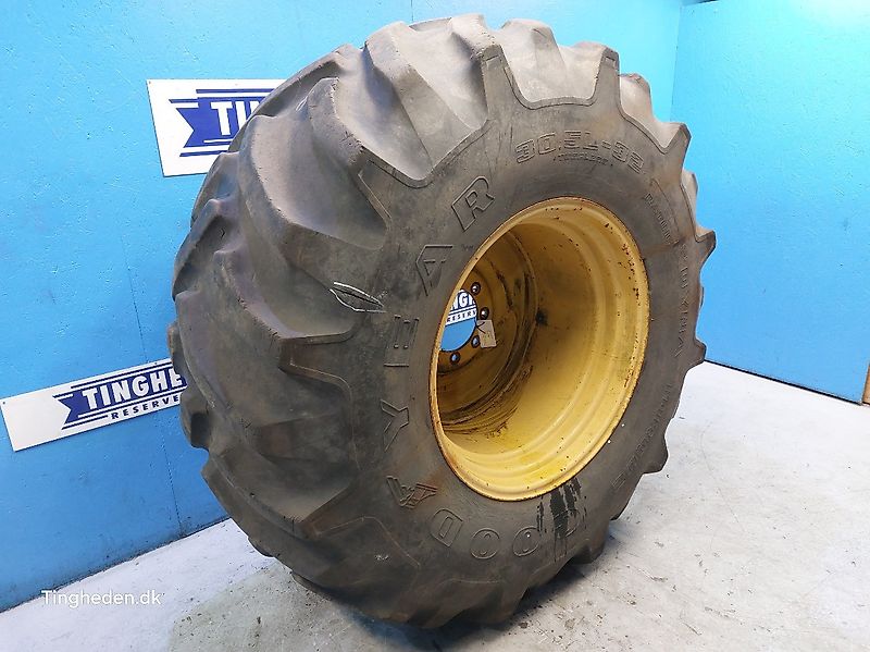 New Holland 32" 30.5L-32 (Spare part/Reservedel/Ersatzteil)