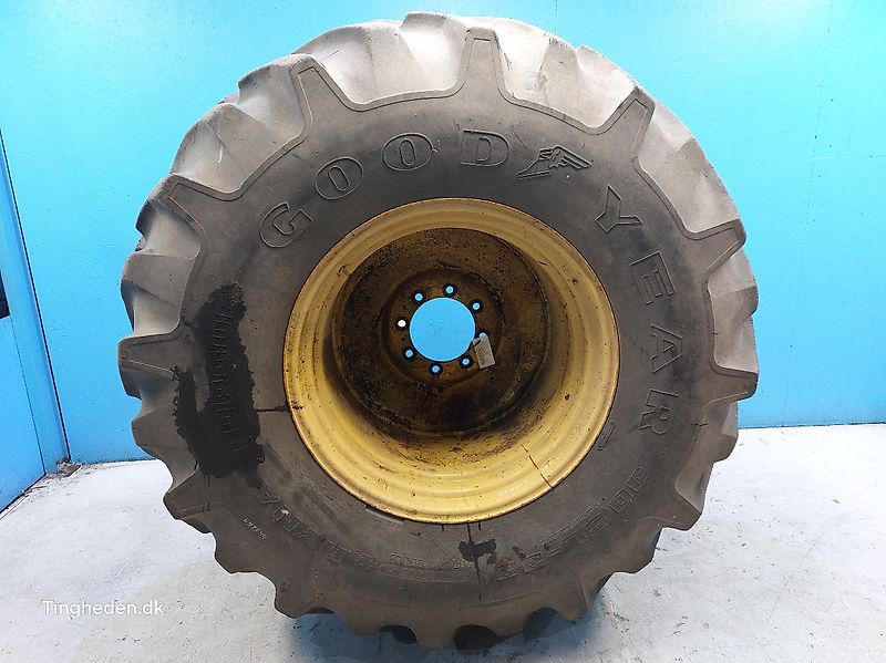 New Holland 32" 30.5L-32 (Spare part/Reservedel/Ersatzteil)