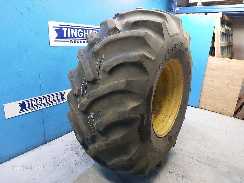 New Holland 32" 30.5L-32 (Spare part/Reservedel/Ersatzteil)