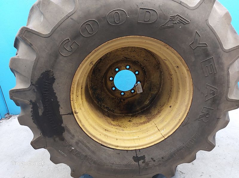 New Holland 32" 30.5L-32 (Spare part/Reservedel/Ersatzteil)