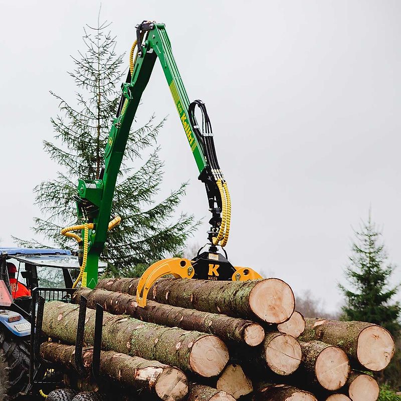 Kellfri Forstkran Holzgreifer Greiferlader 6,3 m Forstgreifer Rückezange Ladekran Kat 2