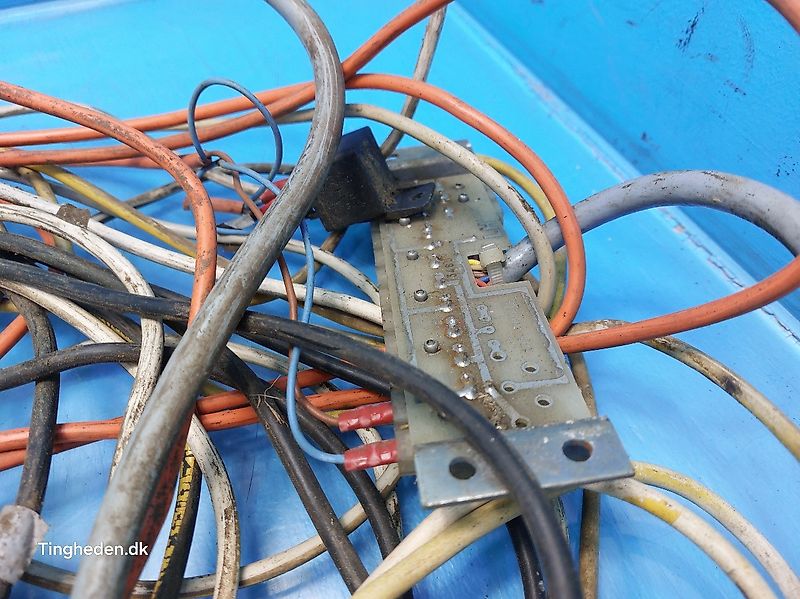 New Holland 8070 (Spare part/Reservedel/Ersatzteil)