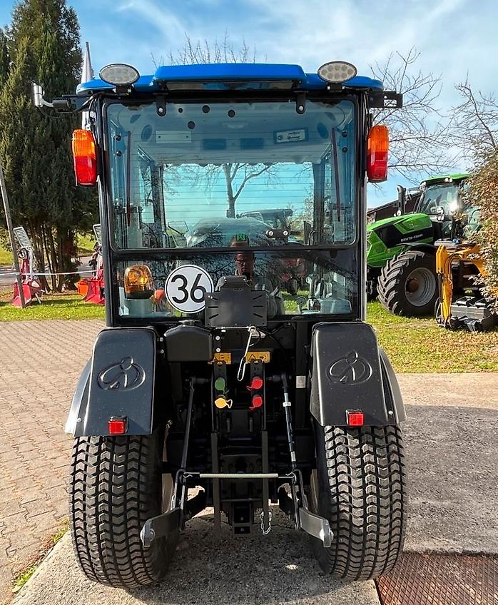 Iseki 5370 AHLK Kommunalschlepper Kompaktschlepper