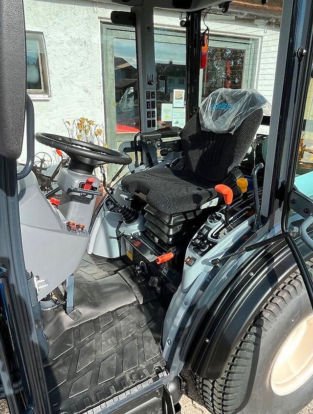 Iseki 5370 AHLK Kommunalschlepper Kompaktschlepper