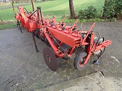 Gruse 12 reihige Hacke Hydr. Klappung Fabrikat Gruse Keine Schmotzer Einböck Sketee Becker Kongskilde Monosem Köckerling Klappung 6 reihig 9 reihig 12 reihig mit Gänsefußscharen