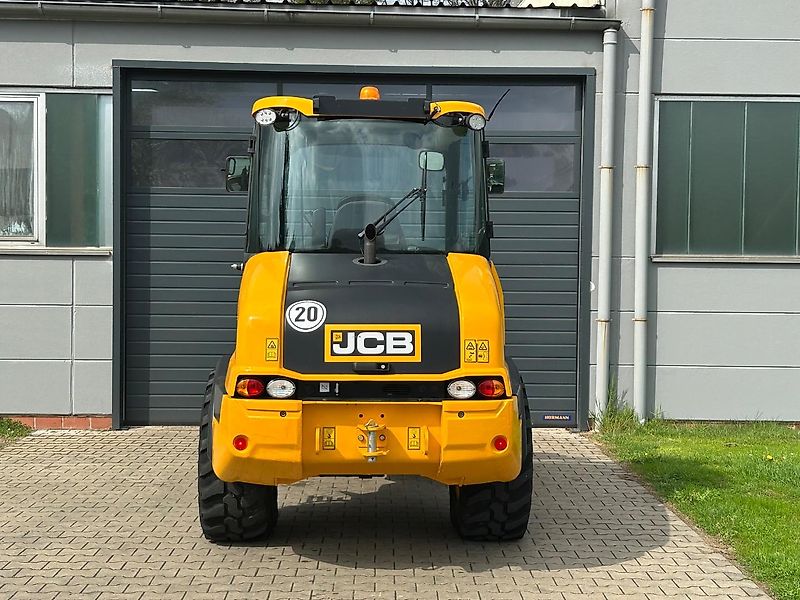 JCB 406 Agri Stufe V - inkl. Schaufel, Palettengabel