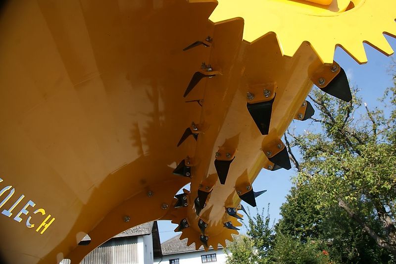 Futterverteilmischschaufel FMGT -2200