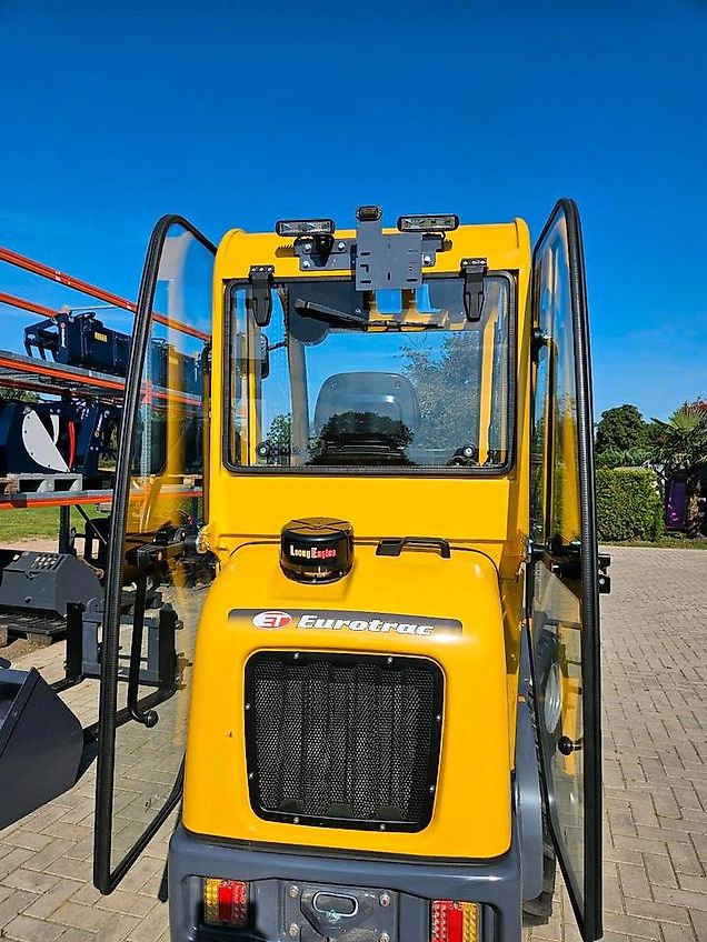 Eurotrac W 11 Kabine Euroaufnahme ohne Anbaugeräte