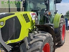 Claas ARION 640