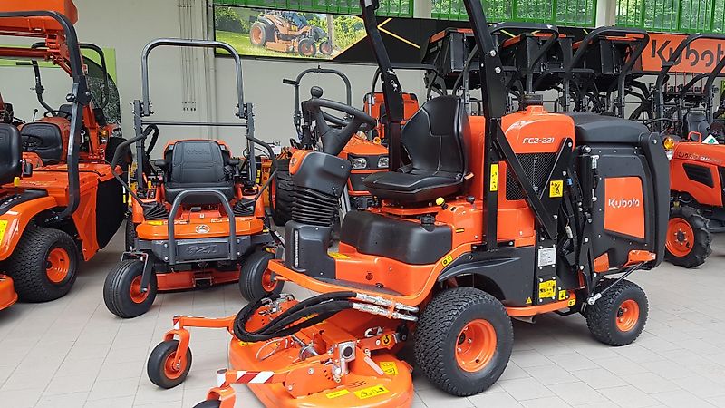 Kubota FC2-221 4WD