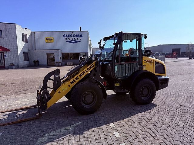 New Holland W50 TC Wiellader