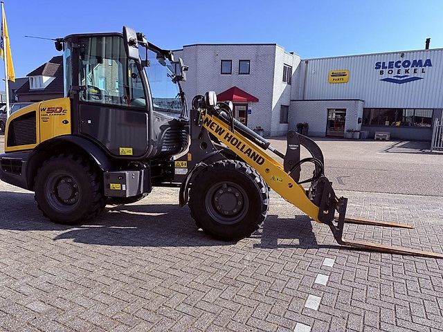 New Holland W50 TC Wiellader