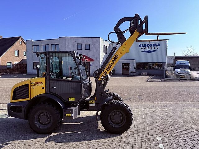 New Holland W50 TC Wiellader
