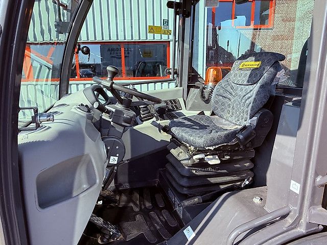 New Holland W50 TC Wiellader