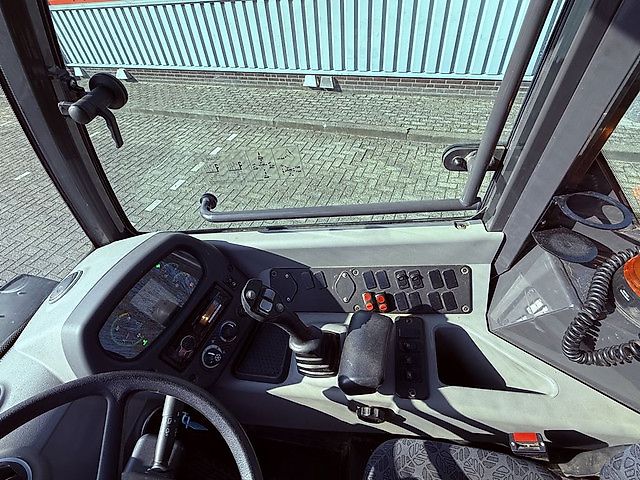 New Holland W50 TC Wiellader