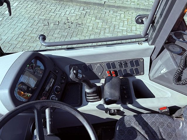 New Holland W50 TC Wiellader