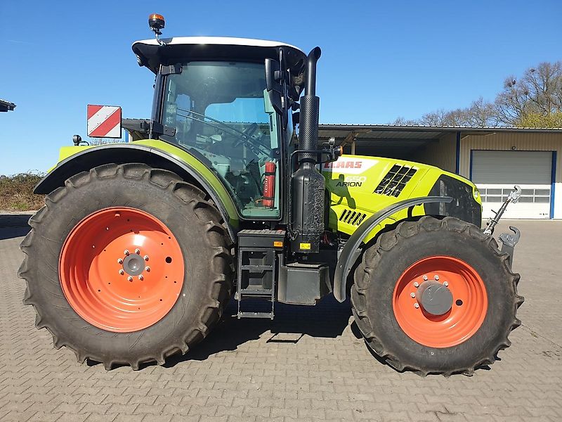 Claas Arion 650 CIS +