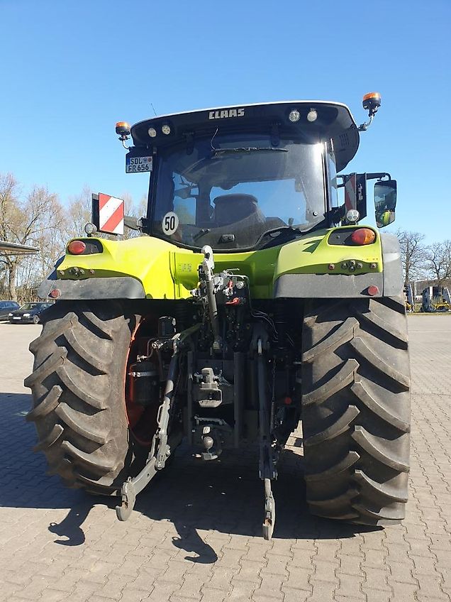 Claas Arion 650 CIS +