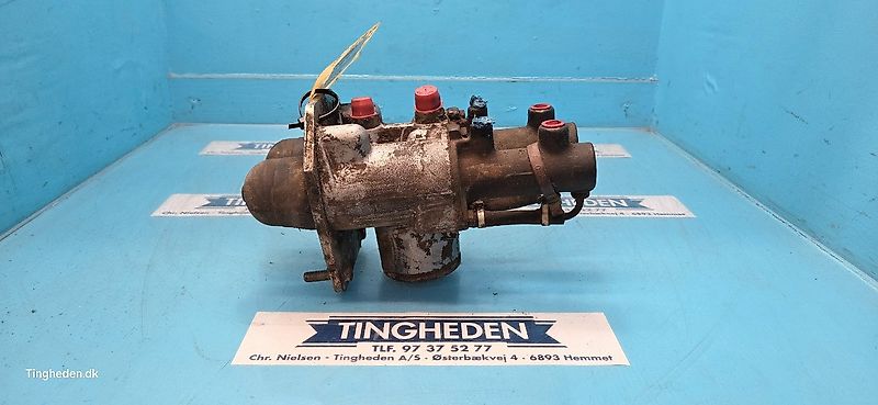 New Holland 8970 (Spare part/Reservedel/Ersatzteil)