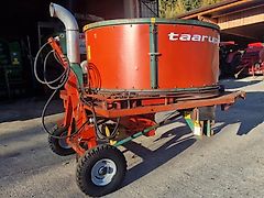 Kverneland Taarup 806