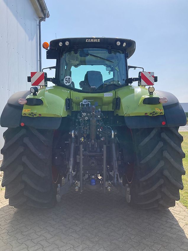 Claas Axion 930