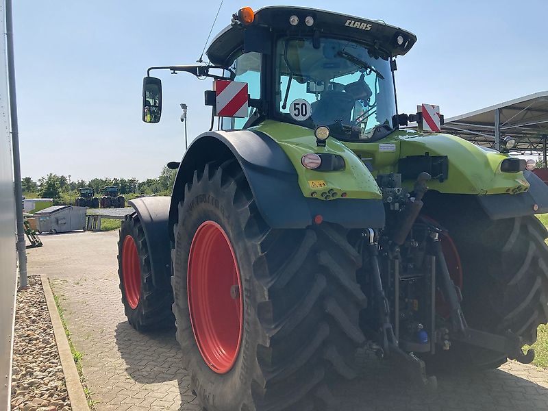 Claas Axion 930