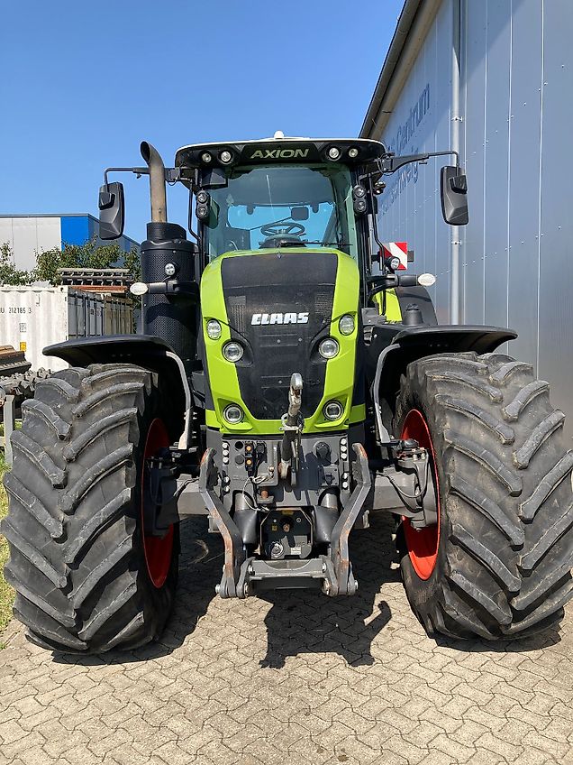Claas Axion 930