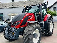 Valtra T154