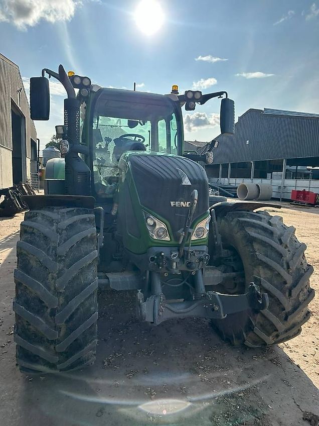 Fendt 724 Profi Plus
