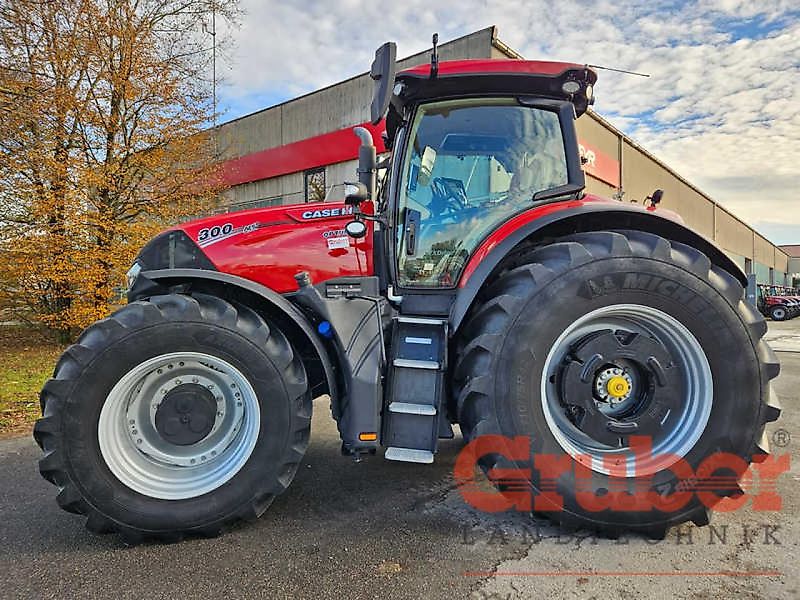 Case IH Optum 300 CVX Drive