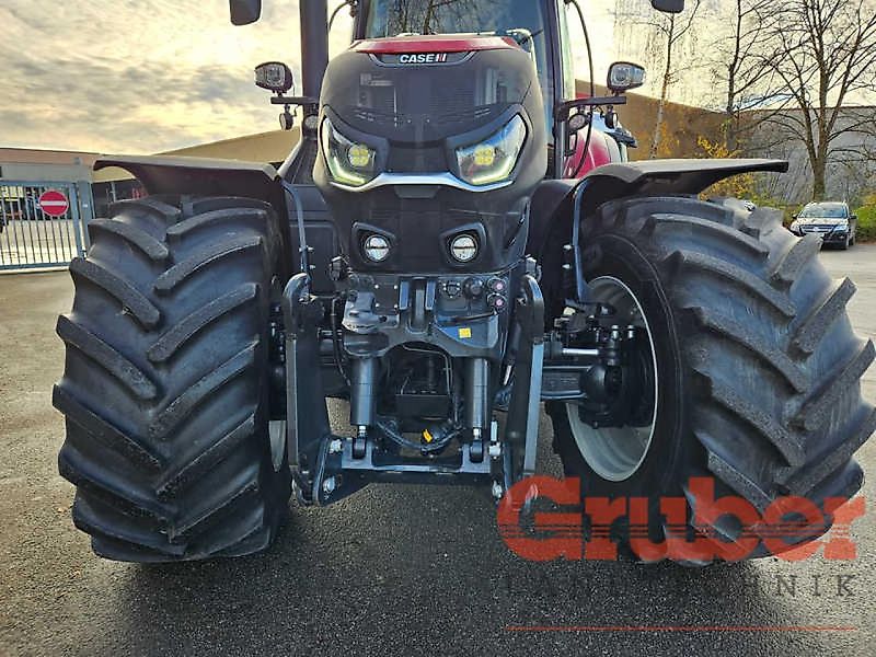 Case IH Optum 300 CVX Drive