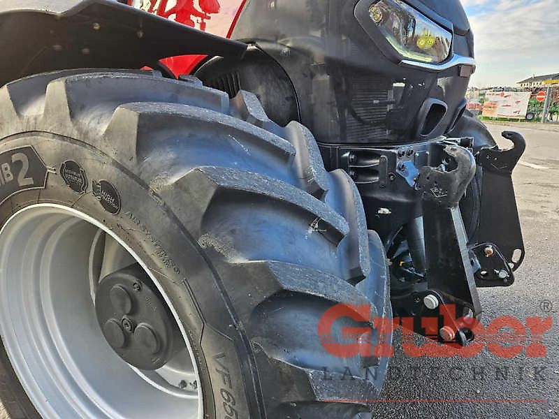 Case IH Optum 300 CVX Drive
