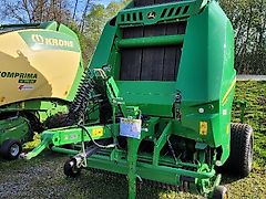 John Deere V461M