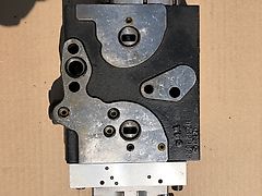 New Holland Hydraulikventilsegment T7.250, 250 Bestriebsstunden, 87330385, Stückpreis