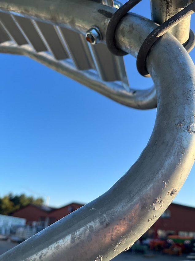 Cosnet RTF Sicherheits Futterraufe für 12 Tiere