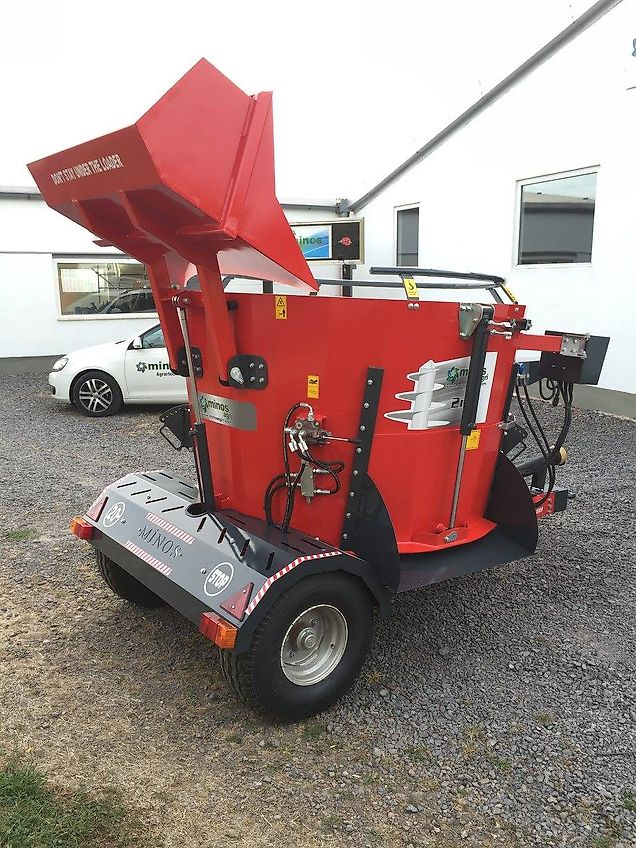 MD MA Futtermischwagen DYKM- 2K