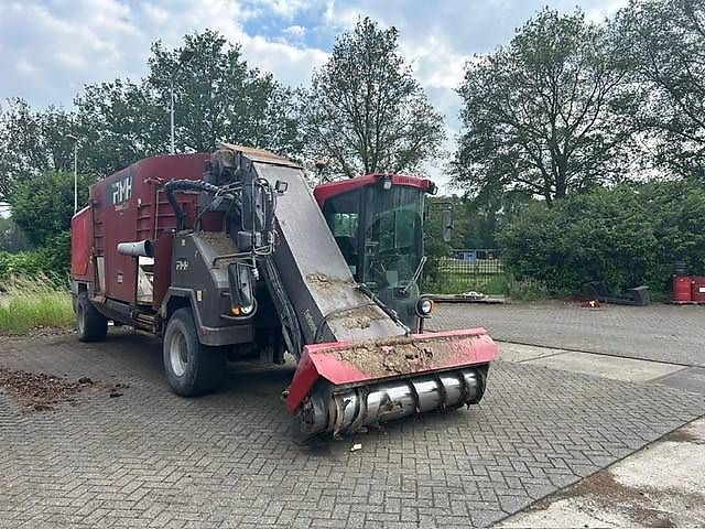 Voermengwagen RMH Turbomix 22 Gold