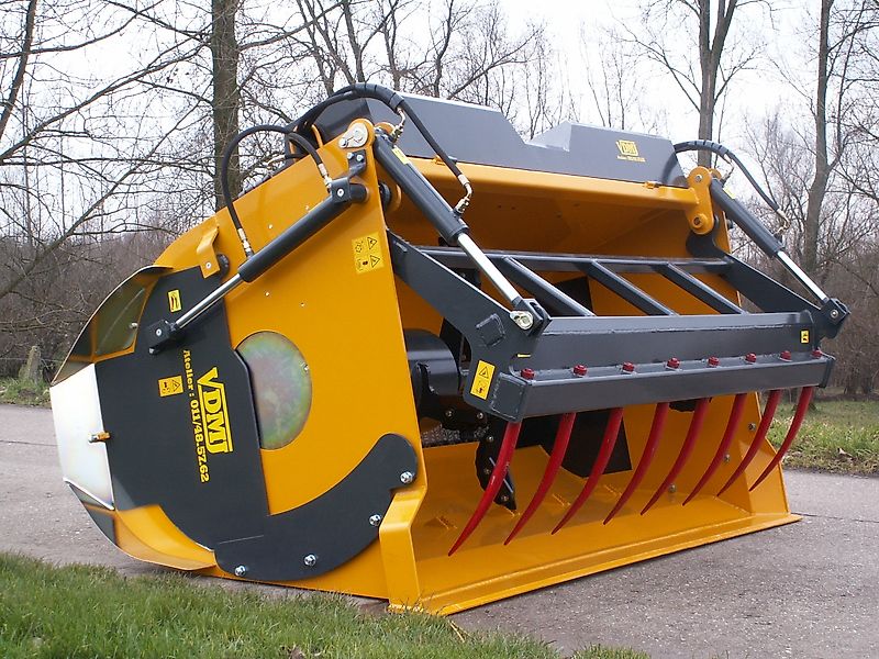 VDMJ Futtermisch- und Verteilschaufel DTMG 2600