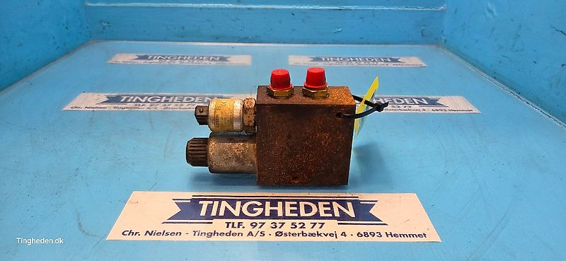 New Holland TX68 (Spare part/Reservedel/Ersatzteil)