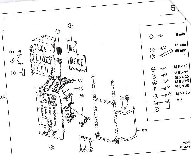 Claas LEXION 580 Zentralelektrik