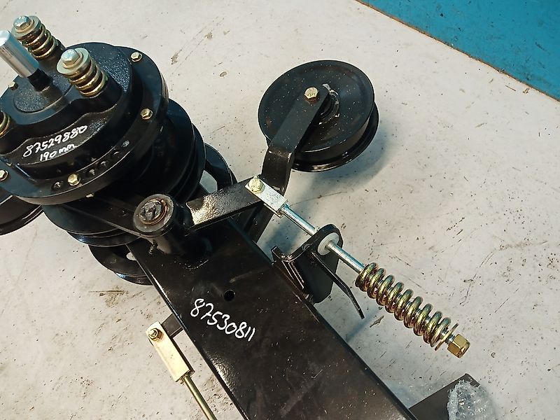 New Holland TC5040 (Spare part/Reservedel/Ersatzteil)