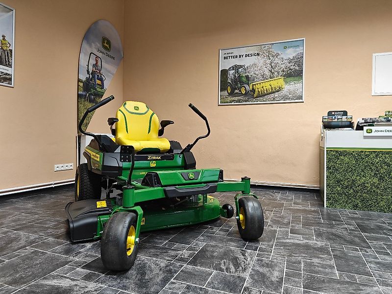 John Deere Z370R electric