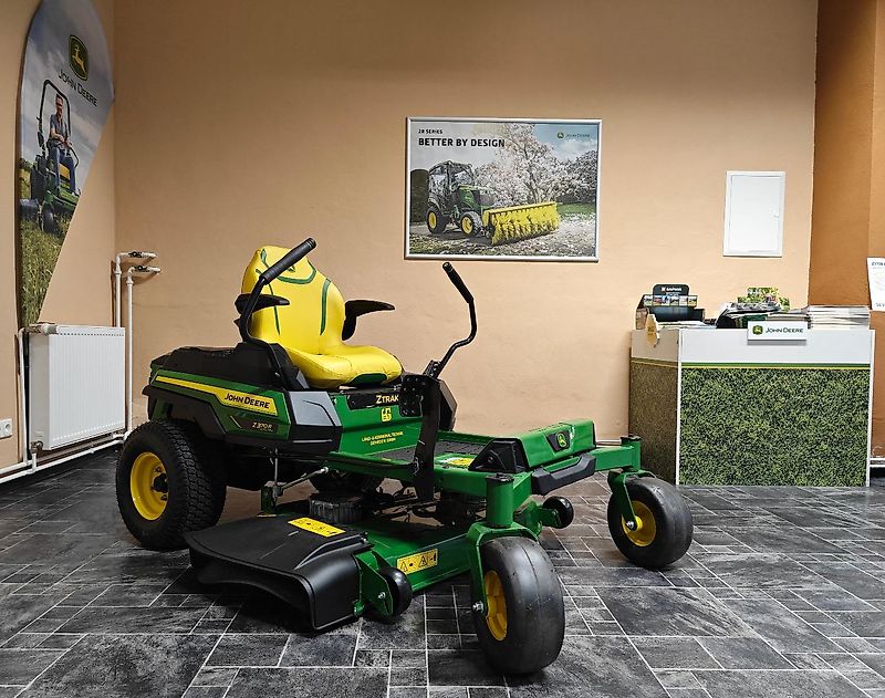 John Deere Z370R electric