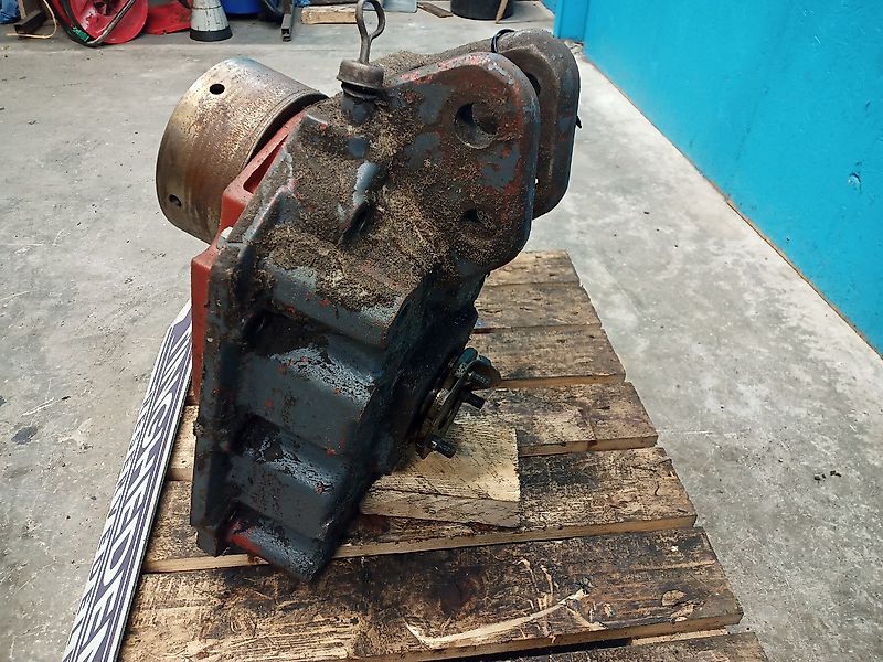 New Holland TM 130 (Spare part/Reservedel/Ersatzteil)