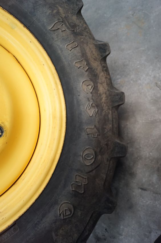 New Holland 28" 480/70R28 (Spare part/Reservedel/Ersatzteil)