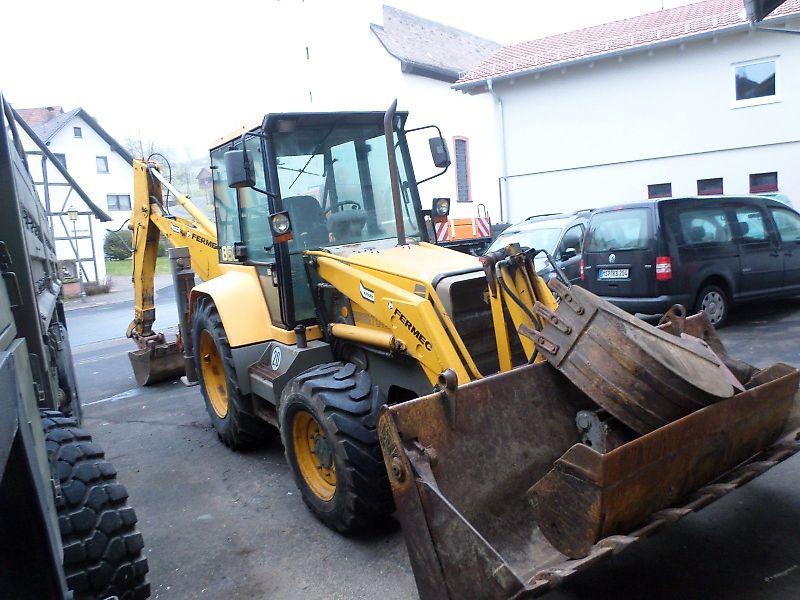 Massey Ferguson MF Baggerlader MF 860 B mit Zubehör 1 Hand 7950 St